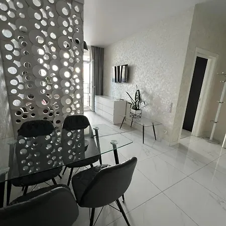 Kamanina Hills Apartment Odesa